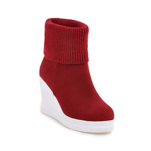 Load image into Gallery viewer, Slip on Knitted Ankle Boots