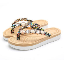 Load image into Gallery viewer, Beaded Flip Flops
