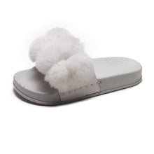 Load image into Gallery viewer, Pom Poms Fur Slippers